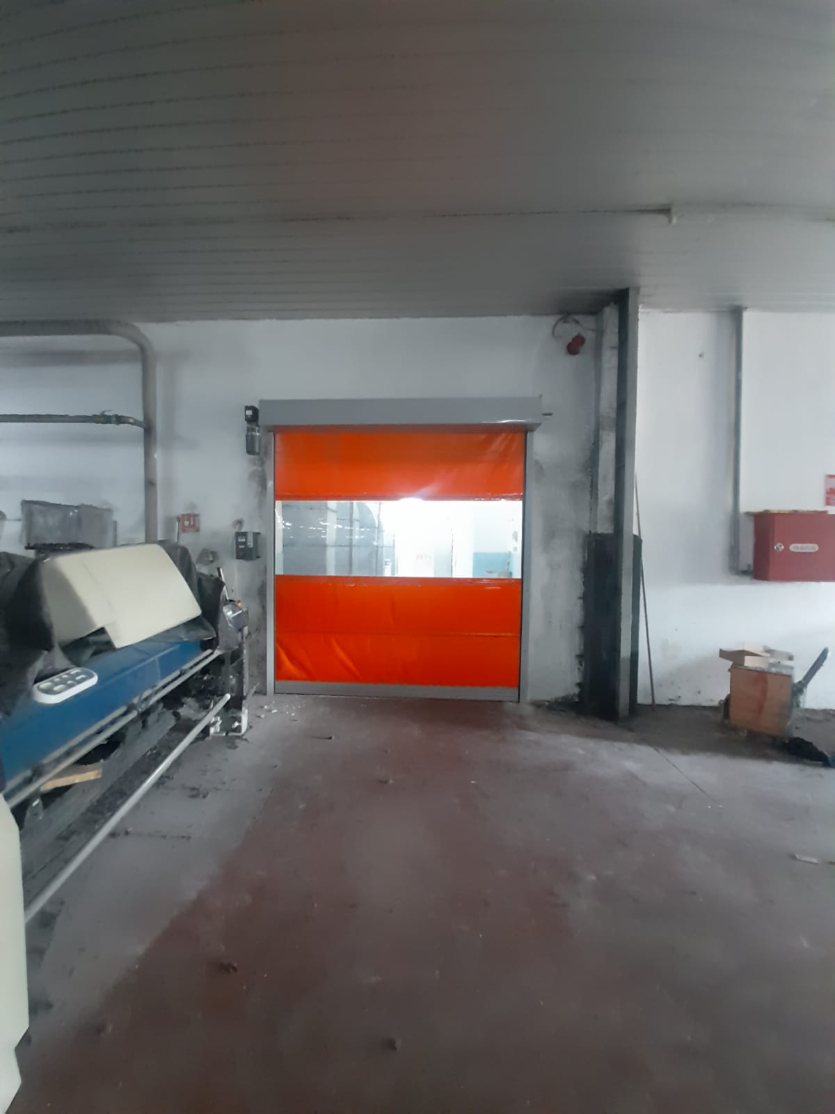 Sanayide Verimliliği Artıran Çözüm: Hızlı PVC Kapı Sistemleri